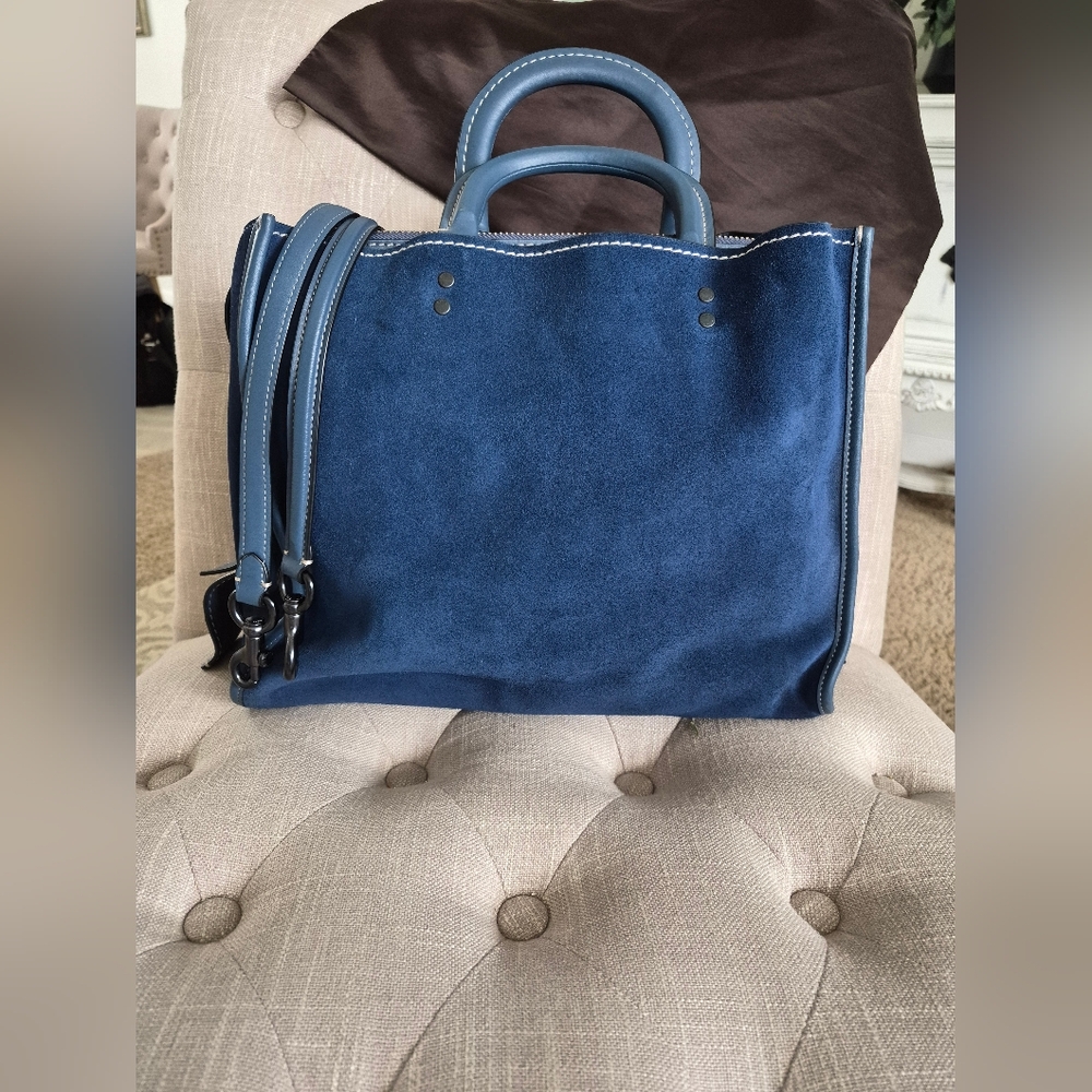 Authentic Coach Navy Blue Suede And Leather 1941 Rogue 36 Tote Bag - Picture 2 of 16